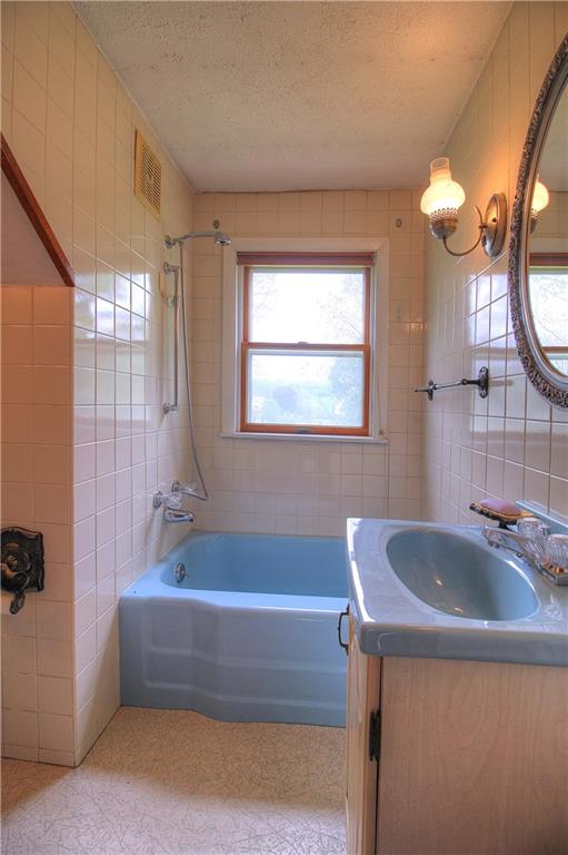 6414 Tuscarawas Road Midland, PA 15059 - Photo 23 of 24 Gallery Image 23