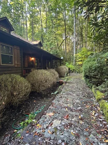 $525,000 | 76 Azalea Court, Sapphire, NC 28774