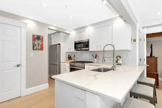 $549,900 | 600 Shirley Street, Unit 3, Winthrop, MA 02152