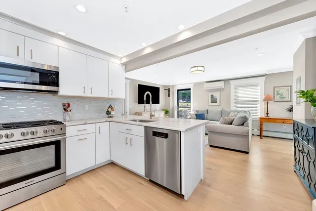 $549,900 | 600 Shirley Street, Unit 3, Winthrop, MA 02152