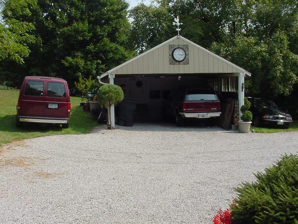 4989 Keffer Road Catawba, VA 24070 - Photo 4 of 7 GARAGE