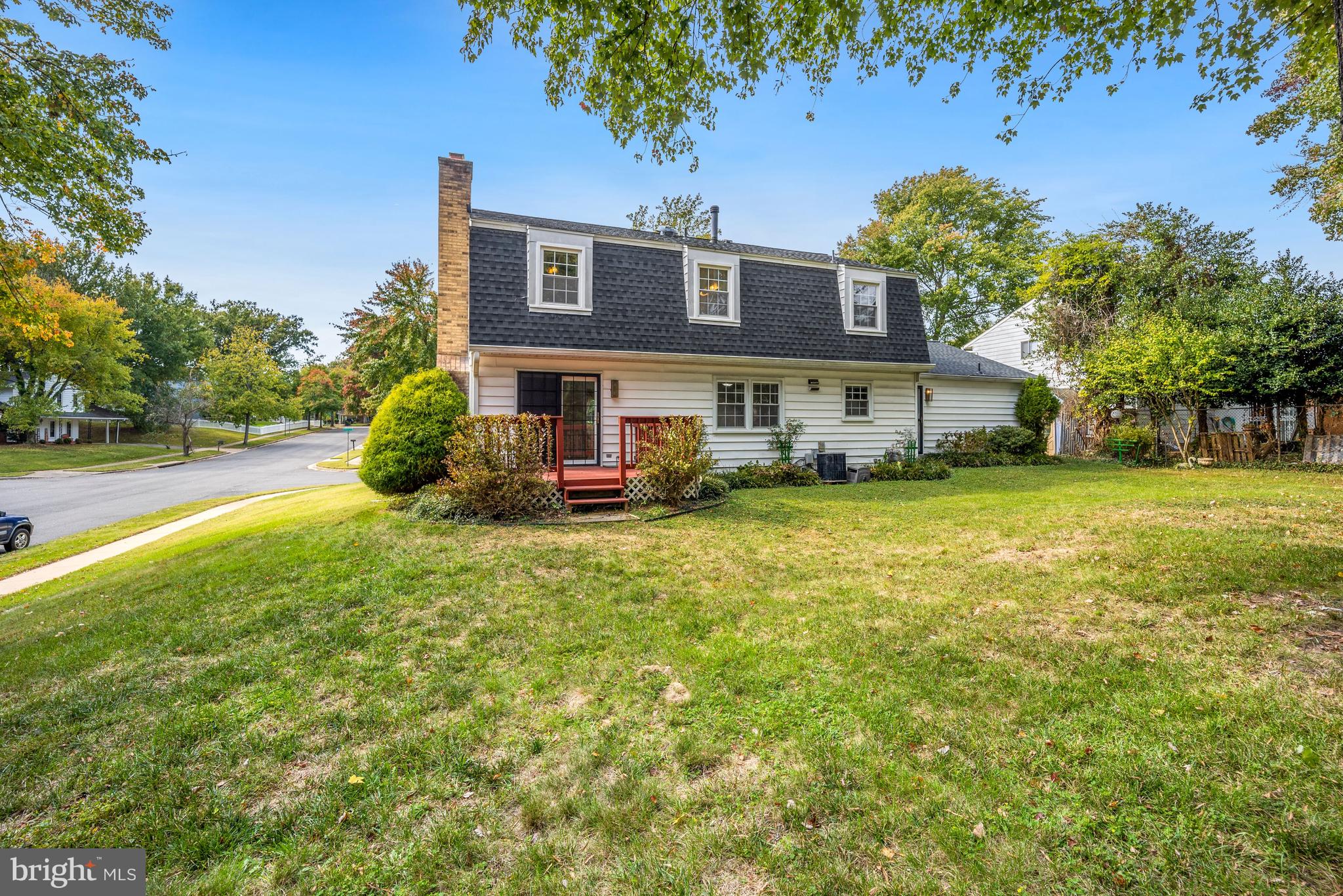 9110 Ivanhoe Road Fort Washington, MD 20744 - Photo 47 of 57 Large rear yard