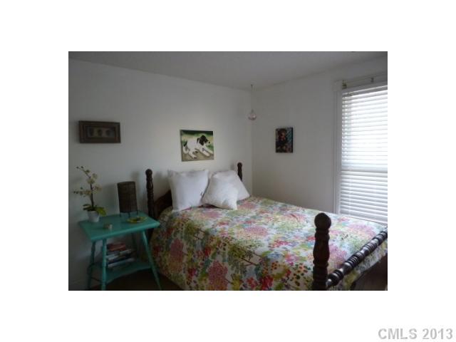 11515 5 Cedars Road Charlotte, NC 28226 - Photo 11 of 16 Gallery Image 11