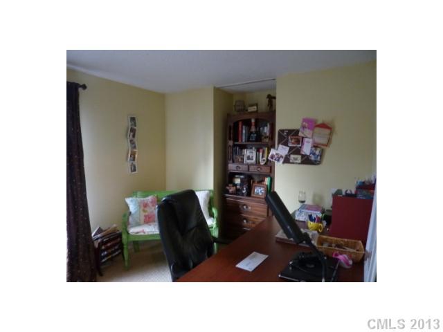 11515 5 Cedars Road Charlotte, NC 28226 - Photo 12 of 16 Gallery Image 12
