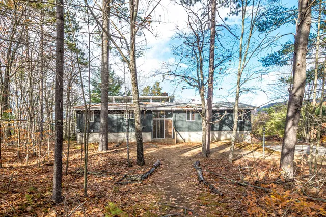 $375,000 | 112 Wylie Court, Conway, NH 03860