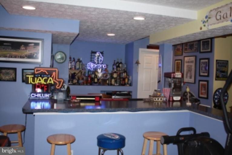 9550 Gerst Road Perry Hall, MD 21128 - Photo 6 of 10 Bar