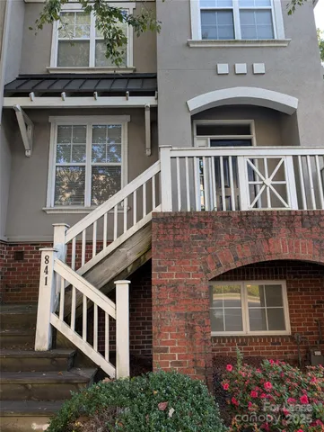 $3,000 | 841 West 4th Street, Charlotte, NC 28202
