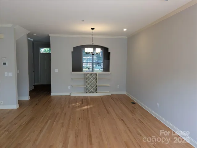 $3,000 | 841 West 4th Street, Charlotte, NC 28202