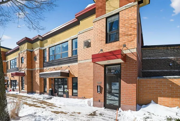 $375,000 | 6741 Frank Lloyd Wright Avenue, Unit 200, Middleton, WI 53562