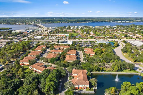 $349,900 | 40 Southeast Sedona Circle, Unit 102, Stuart, FL 34994