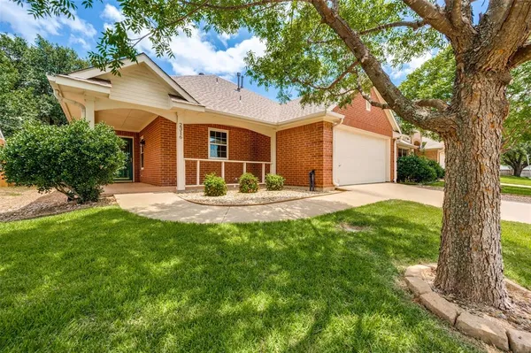 $300,000 | 2316 Clermont Lane, Denton, TX 76205