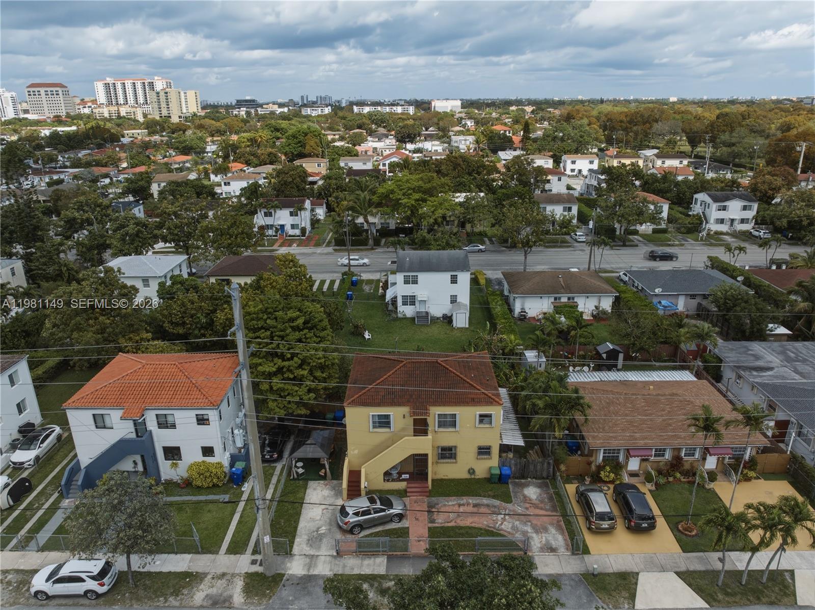 3501 Southwest 16th Terrace Miami, FL 33145 - Photo 9 of 14