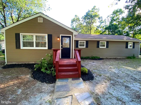 $375,000 | 401 Cains Mill Road, Williamstown, NJ 08094