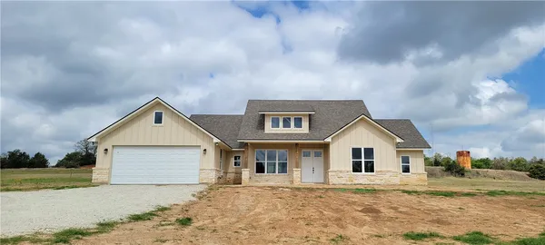 $579,900 | 1439 Lone Star Lane, Franklin, TX 77856