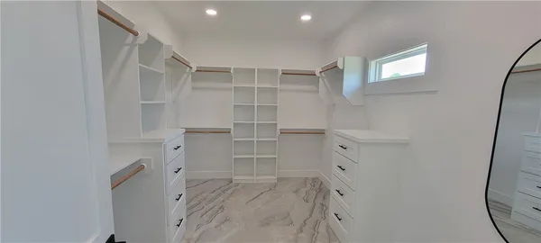 $579,900 | 1439 Lone Star Lane, Franklin, TX 77856