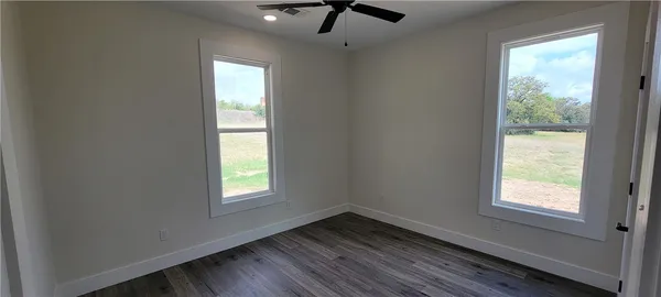 $579,900 | 1439 Lone Star Lane, Franklin, TX 77856