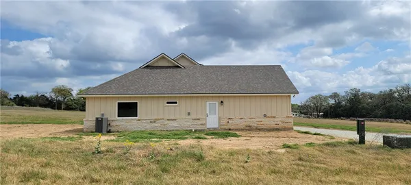 $579,900 | 1439 Lone Star Lane, Franklin, TX 77856