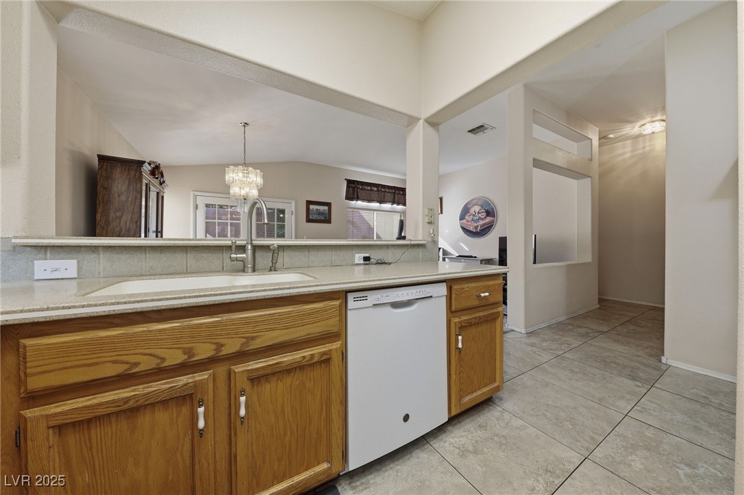 489 Dalgreen Place Henderson, NV 89012 - Photo 7 of 23 Kitchen open to Living Room.
