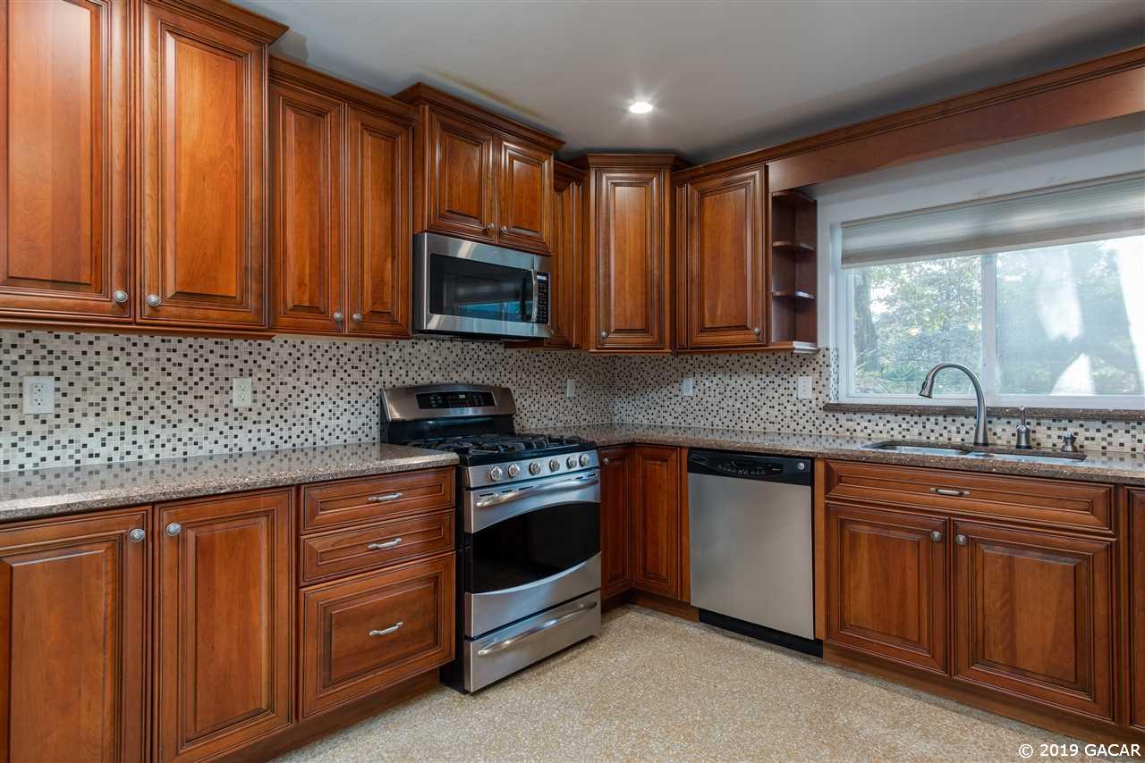 325 Northwest 29th Street Gainesville, FL 32607 - Photo 6 of 22 Gallery Image 6
