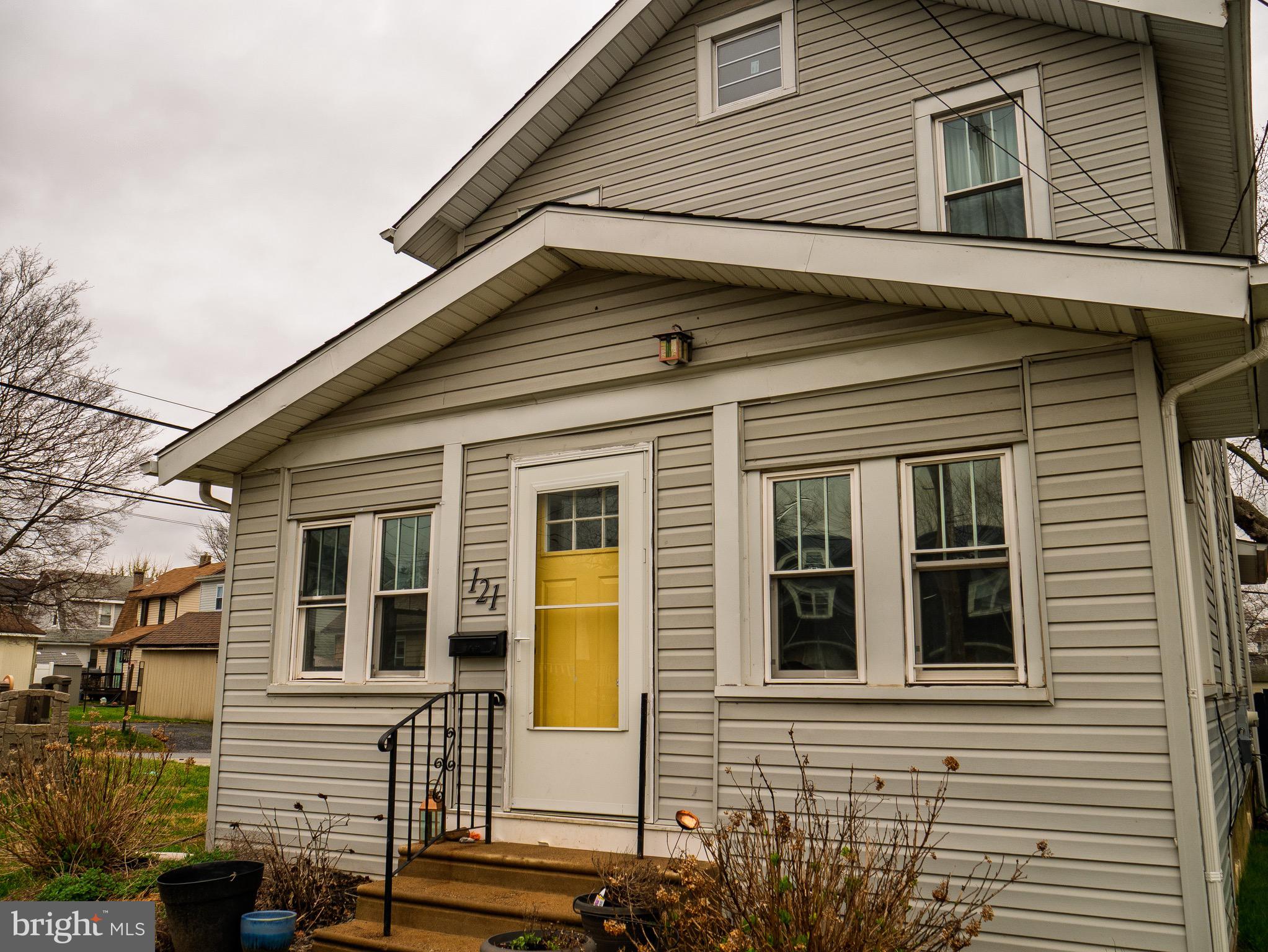 121 West Elbon Road Brookhaven, PA 19015 - Photo 1 of 23 Gallery Image 1