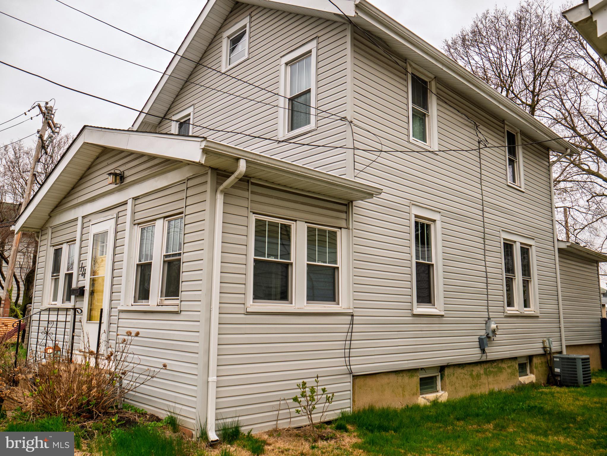 121 West Elbon Road Brookhaven, PA 19015 - Photo 5 of 23 Gallery Image 5