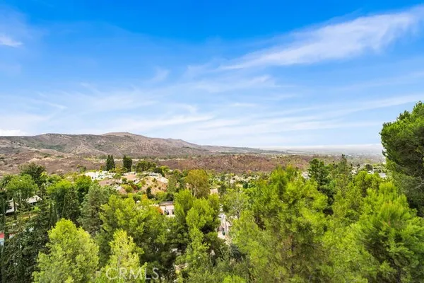 $4,600,000 | 10182 Cowan Heights Drive, North Tustin, CA 92705
