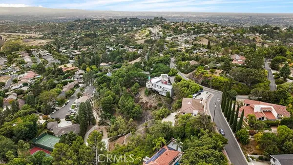 $4,600,000 | 10182 Cowan Heights Drive, North Tustin, CA 92705