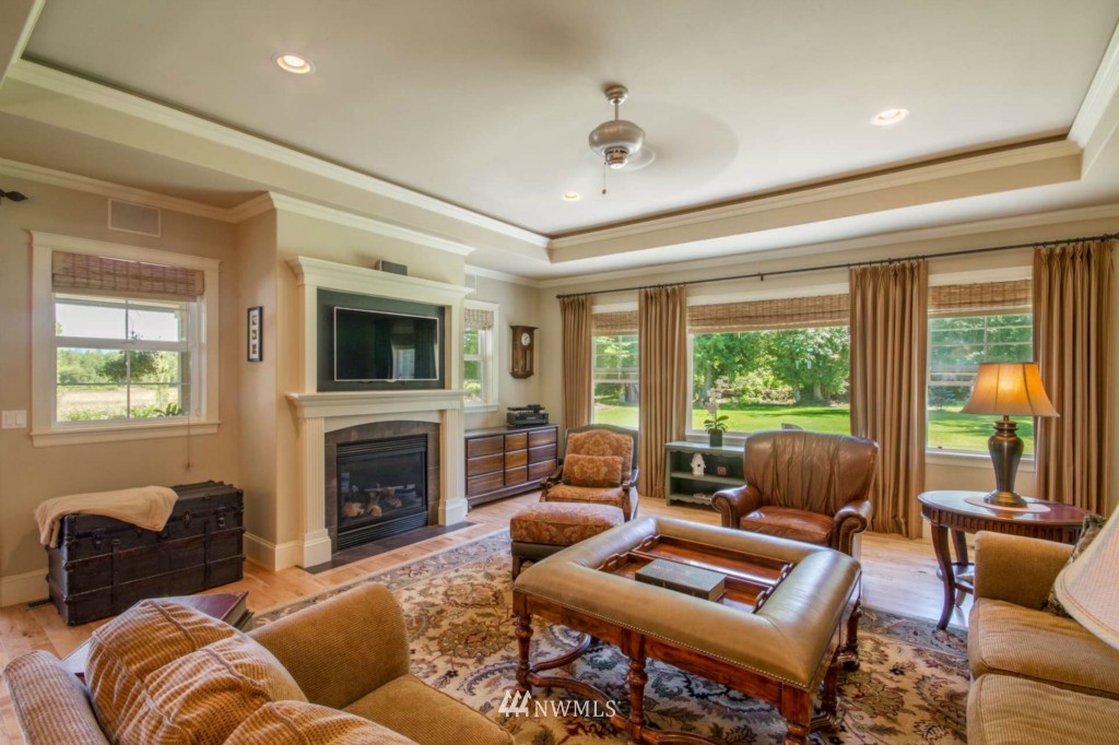 13504 Rector Road Mount Vernon, WA 98273 - Photo 14 of 23 Gallery Image 14