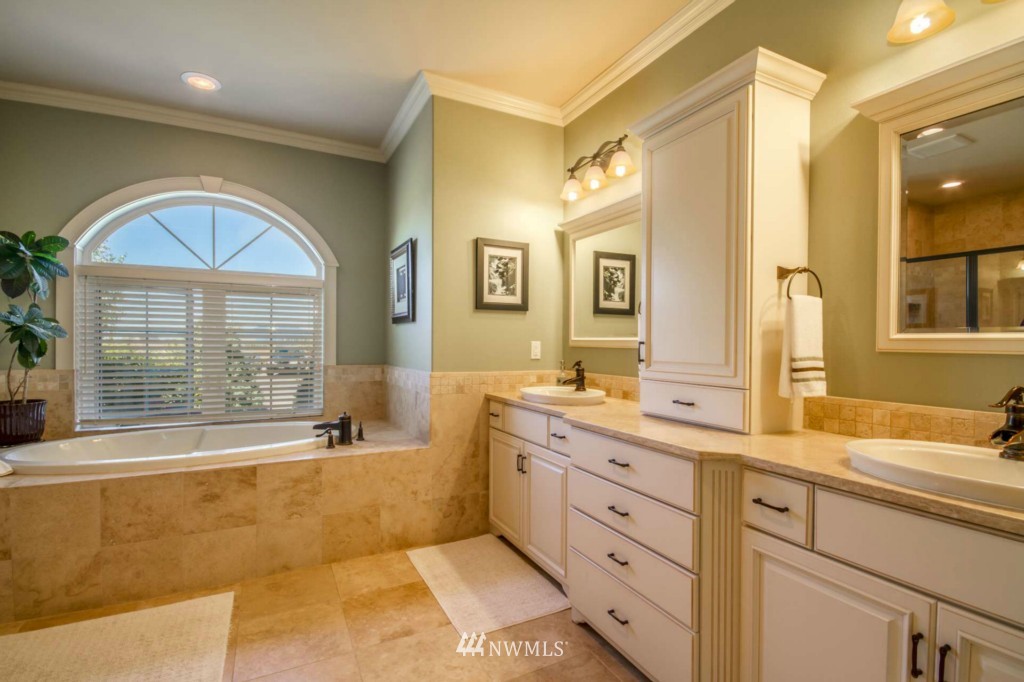 13504 Rector Road Mount Vernon, WA 98273 - Photo 17 of 23 Gallery Image 17