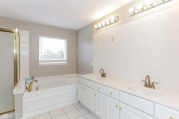 $3,750 | 344 West Columbine Lane, Westfield, IN 46074