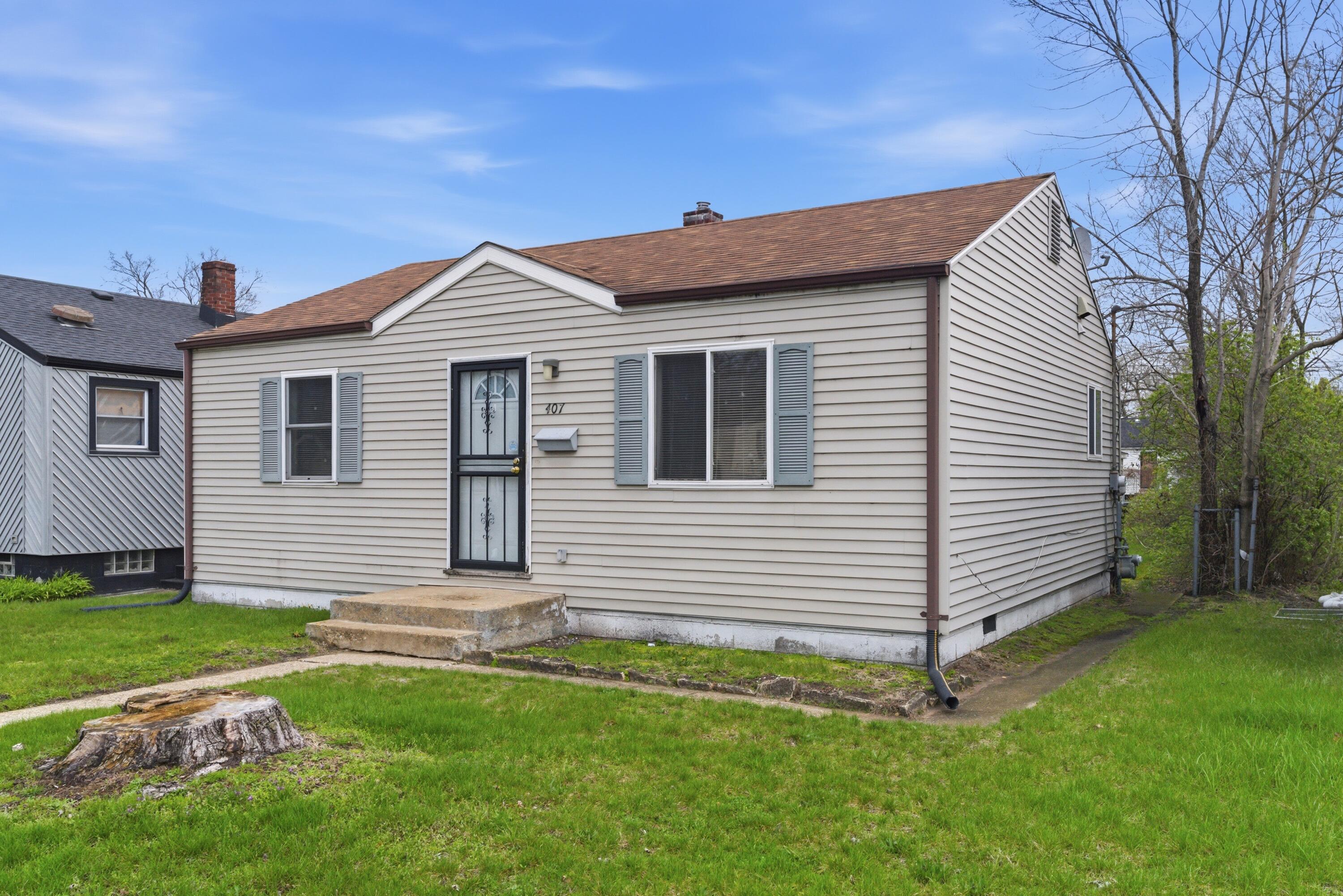 407 Dallas Street Gary, IN 46406 - Photo 2 of 13 3000x2002
