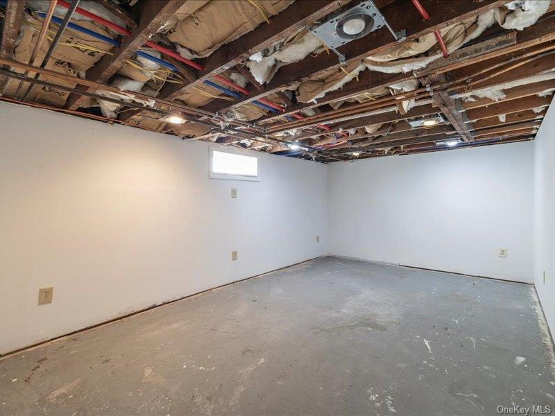 2864 St John Road Oceanside, NY 11572 - Photo 33 of 47