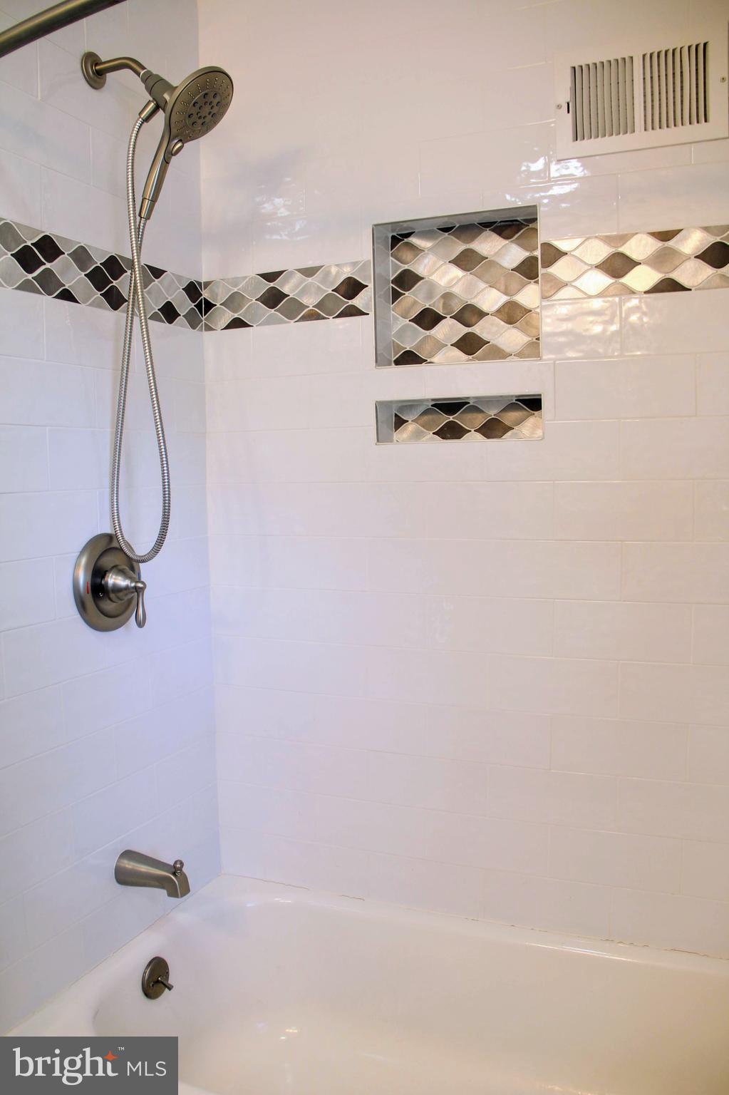 29 Harmil Road Broomall, PA 19008 - Photo 19 of 22 Gallery Image 19