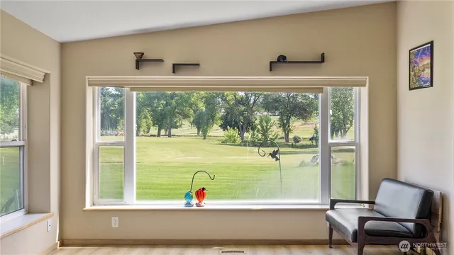 $360,000 | 10615 Handicap Drive Southeast, Warden, WA 98857