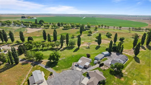 $360,000 | 10615 Handicap Drive Southeast, Warden, WA 98857