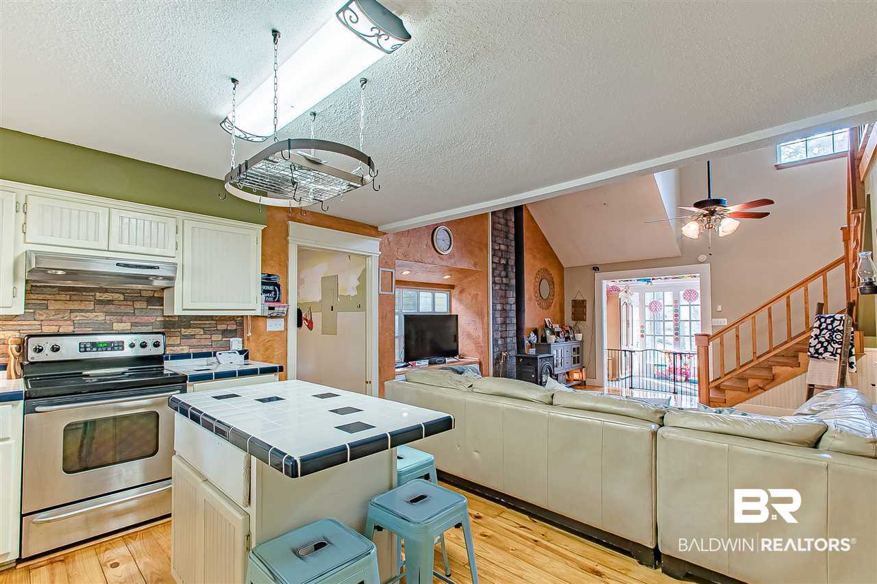 15167 Ridge Road Fairhope, AL 36532 - Photo 11 of 32 Kitchen to Living