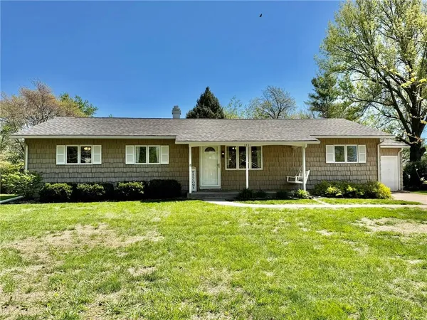 $250,000 | 1231 Crestview Drive, Maryville, MO 64468