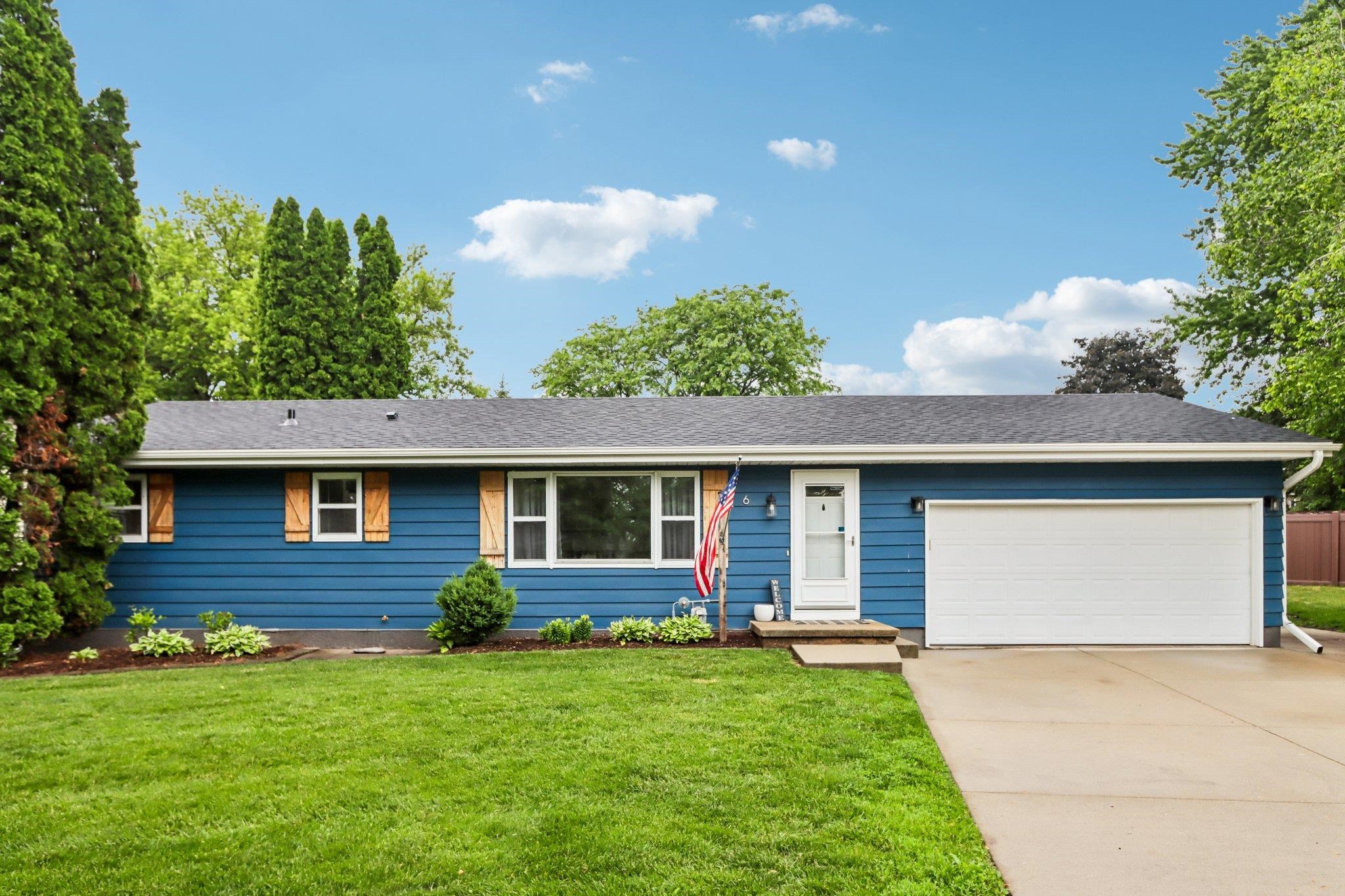 6 Green Ridge Court Madison, WI 53704 - Photo 2 of 50