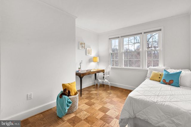 $910,000 | 3247 Sutton Place Northwest, Unit B, Washington, DC 20016