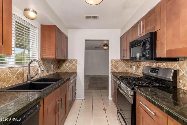 $3,600 | 1887 East Palmcroft Drive, Tempe, AZ 85282