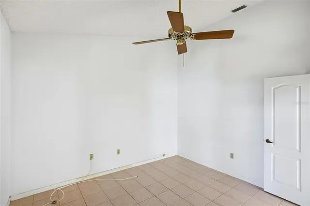 $319,000 | 4132 Salernes Avenue, Unit 3095, Sarasota, FL 34233