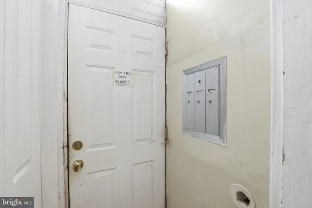 $2,900 | 1912 9th Street Northwest, Unit 1, Washington, DC 20001