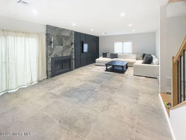 $585,000 | 97 Tangerine Drive, Marlboro, NJ 07746