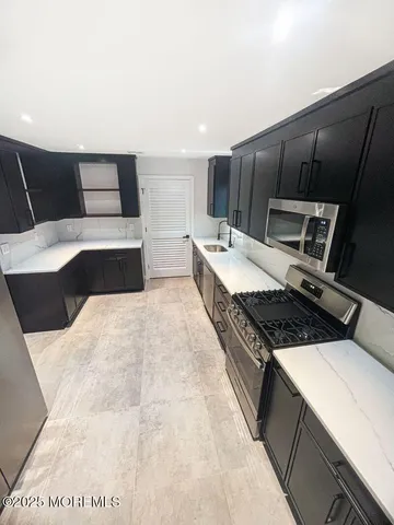 $585,000 | 97 Tangerine Drive, Marlboro, NJ 07746