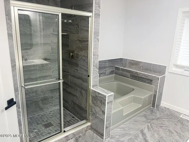 $585,000 | 97 Tangerine Drive, Marlboro, NJ 07746