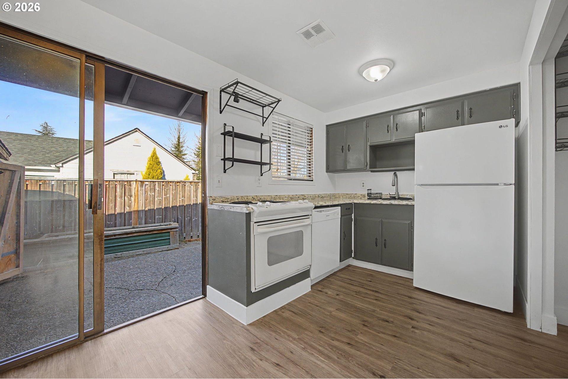 421 Toliver Road Molalla, OR 97038 - Photo 8 of 36 Gallery Image 8