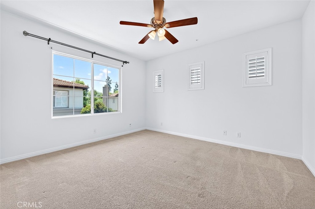 447 Ridgeway Irvine, CA 92620 - Photo 31 of 88