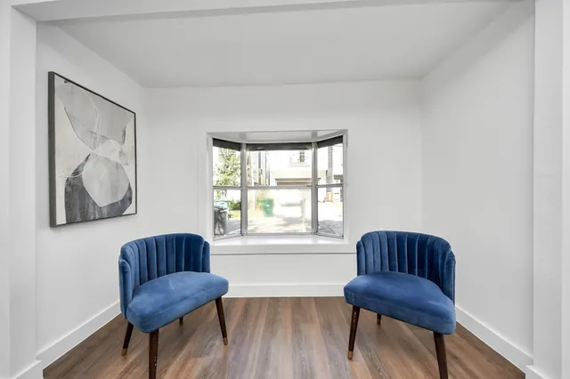 $2,100 | 4215 Eli Street, Houston, TX 77007