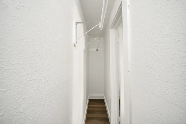 $2,100 | 4215 Eli Street, Houston, TX 77007