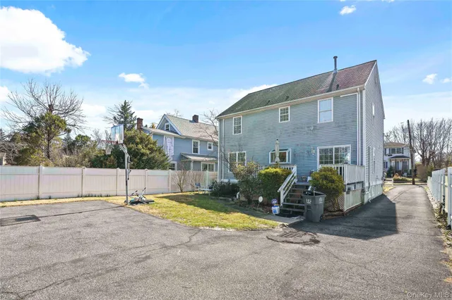 $5,200 | 102 Clinton Street, White Plains, NY 10603